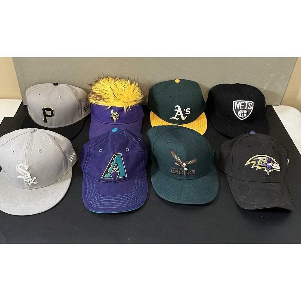 professional sports Hats‎ Lot